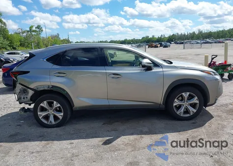2017 Lexus Nx 200T z USA, uszkodzony, nr VIN JTJYARBZ2H2058477